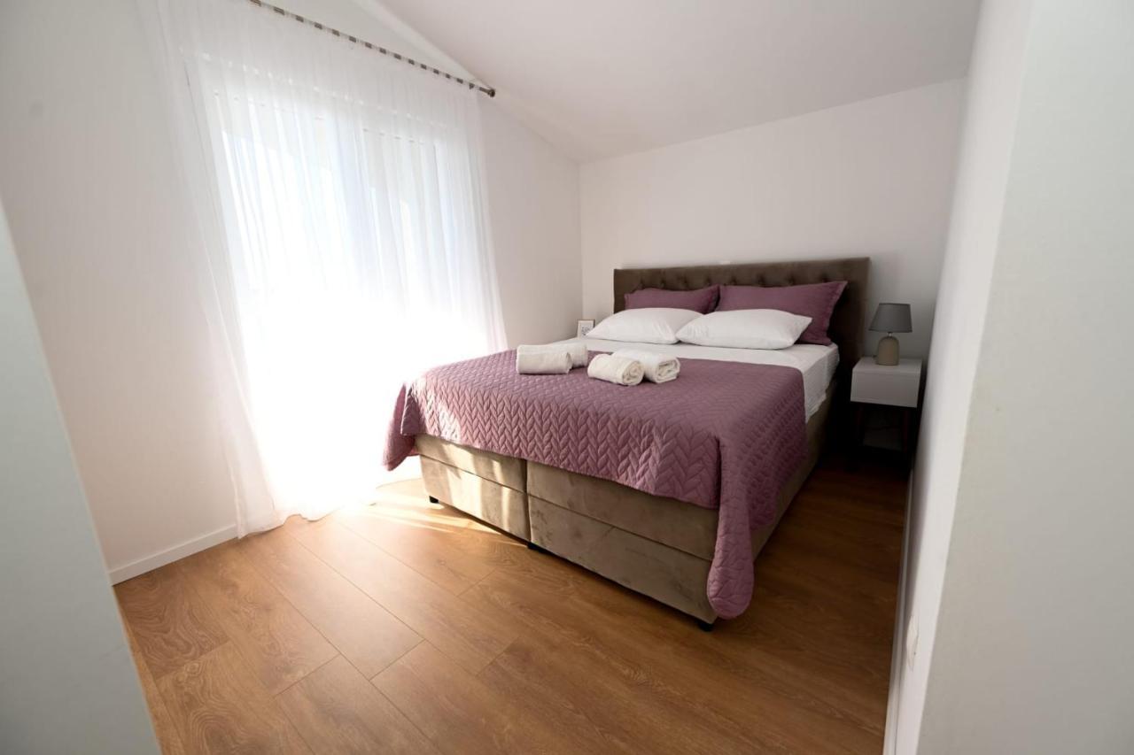 Apartments Astoria ヴィル エクステリア 写真