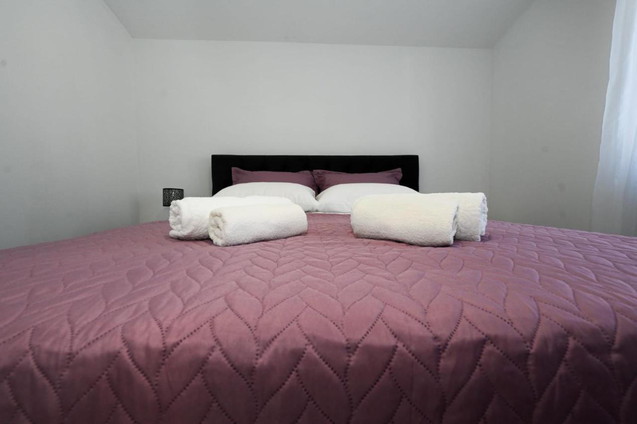 Apartments Astoria ヴィル エクステリア 写真
