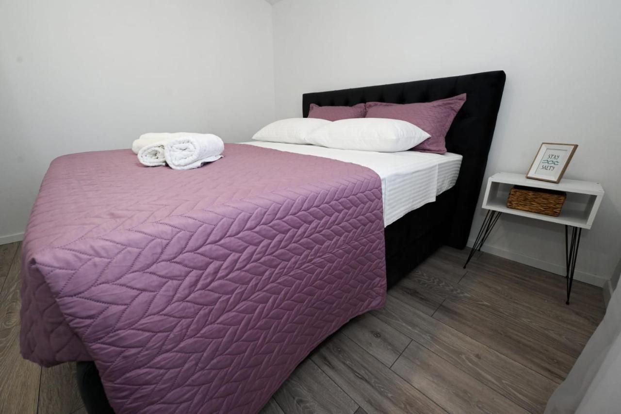 Apartments Astoria ヴィル エクステリア 写真