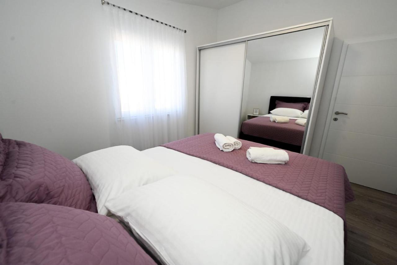 Apartments Astoria ヴィル エクステリア 写真